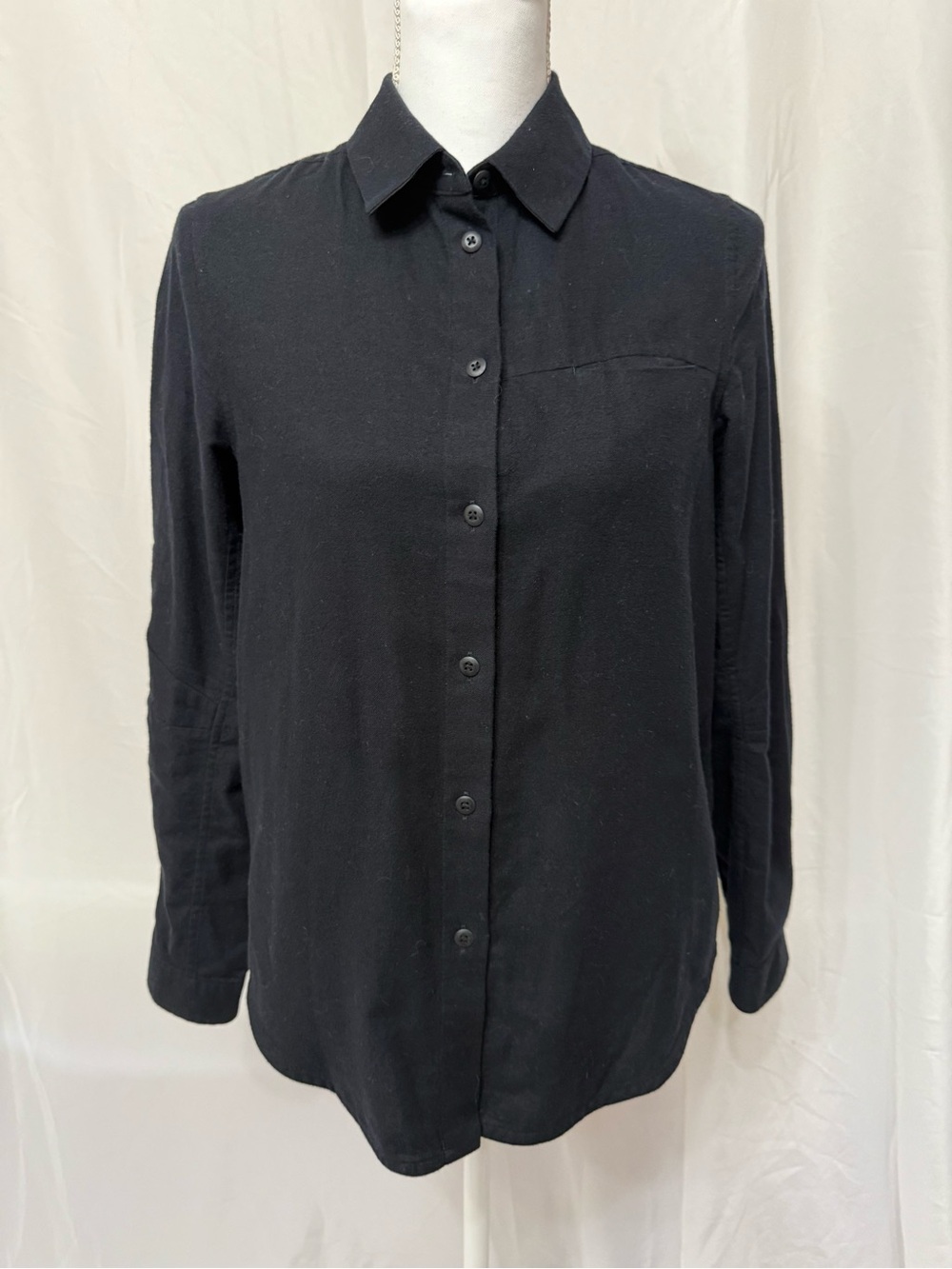 Lululemon Black Button-Up Shirt - Picture 4 of 7